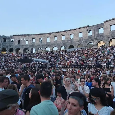 Hoehlenmensch 2 Pula